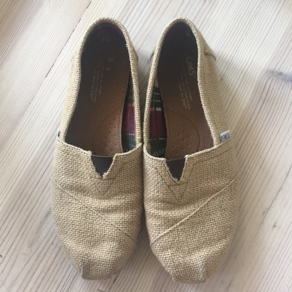 Burlap toms
